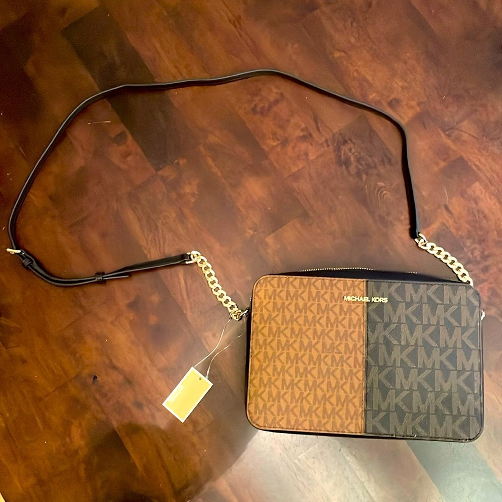 Michael Kors purse